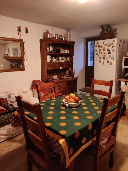 The Golden Eagle - Chalet A Champdepraz Villa อาออสตา ภายนอก รูปภาพ