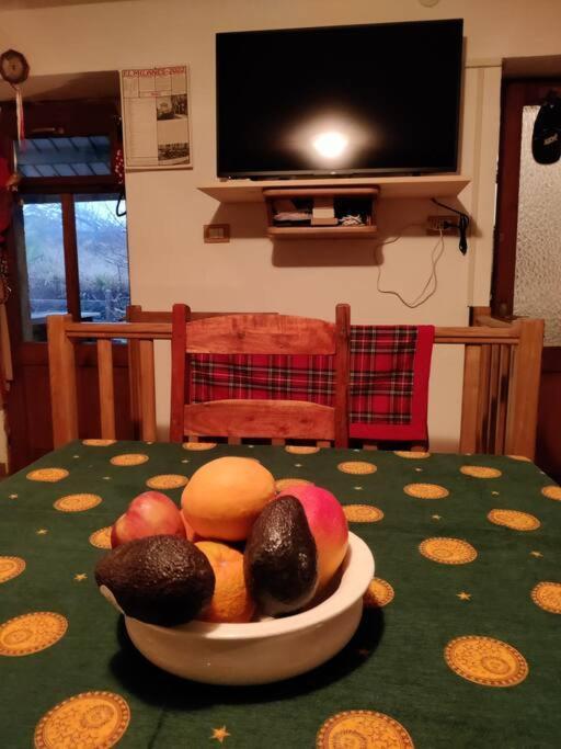 The Golden Eagle - Chalet A Champdepraz Villa อาออสตา ภายนอก รูปภาพ